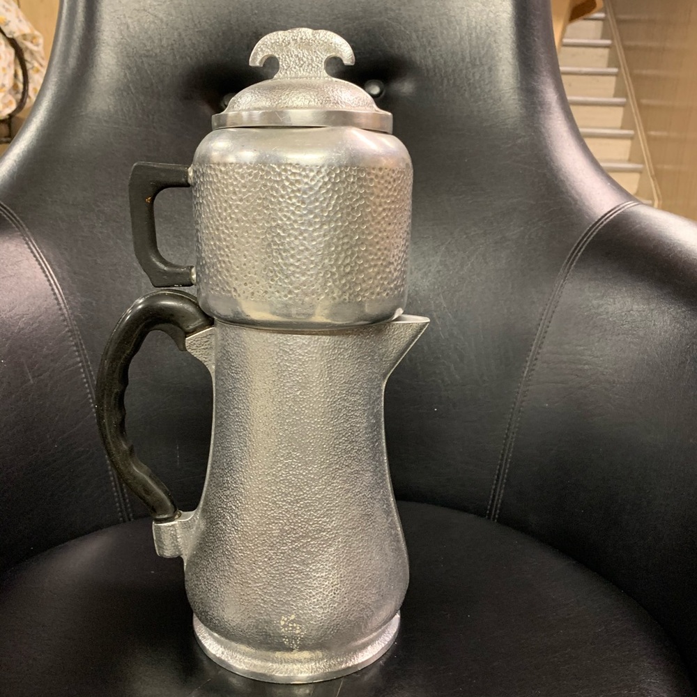 Guardian service ware coffee pot